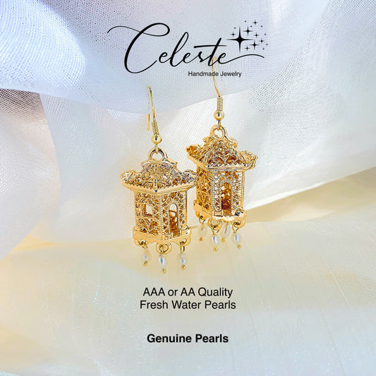 S - Golden Attic Earring