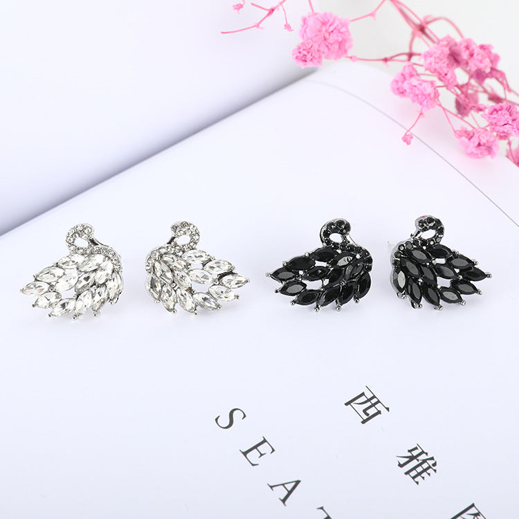 D - White & Black Swan Crystal 925 Sterling Silver Needle Post Stud Earrings Birthday Gift