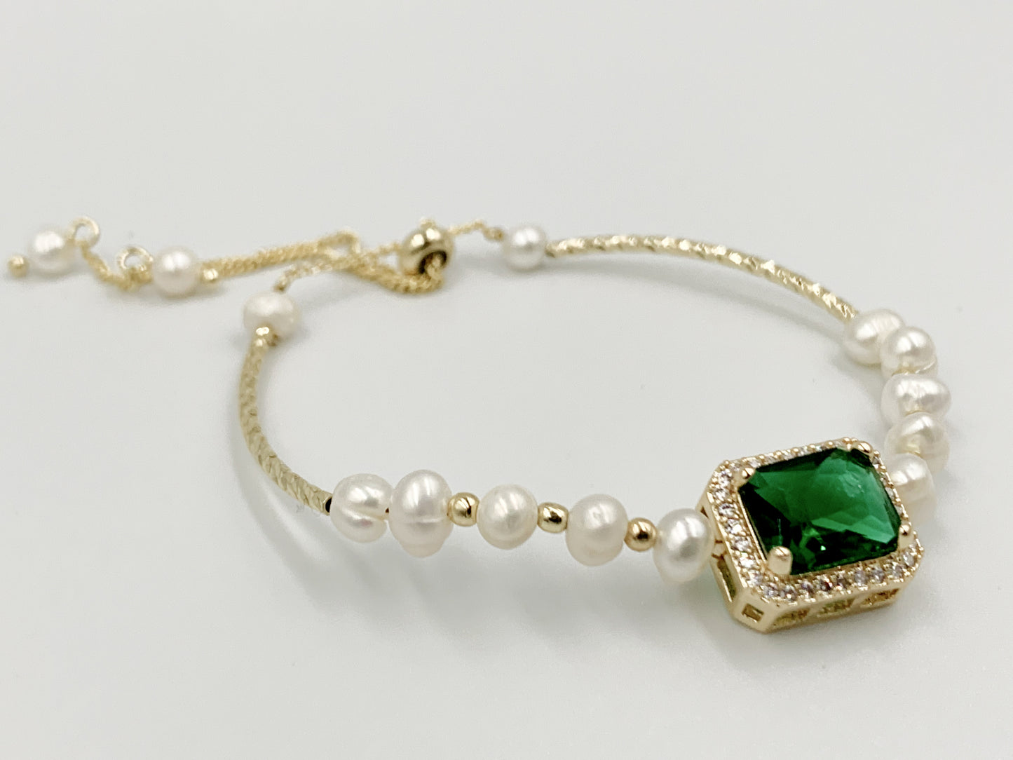 U - Green Gem Real Fresh Water Pearl Gold Bead Bracelets Gift