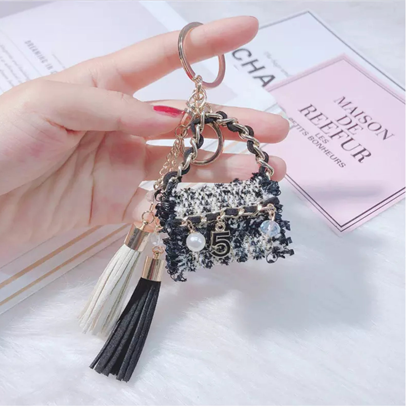 Creative Fur Tassel Ball Diamond Crystal Rhinestone Handbag Car Keychain Ladies Gift Pendant Keyring