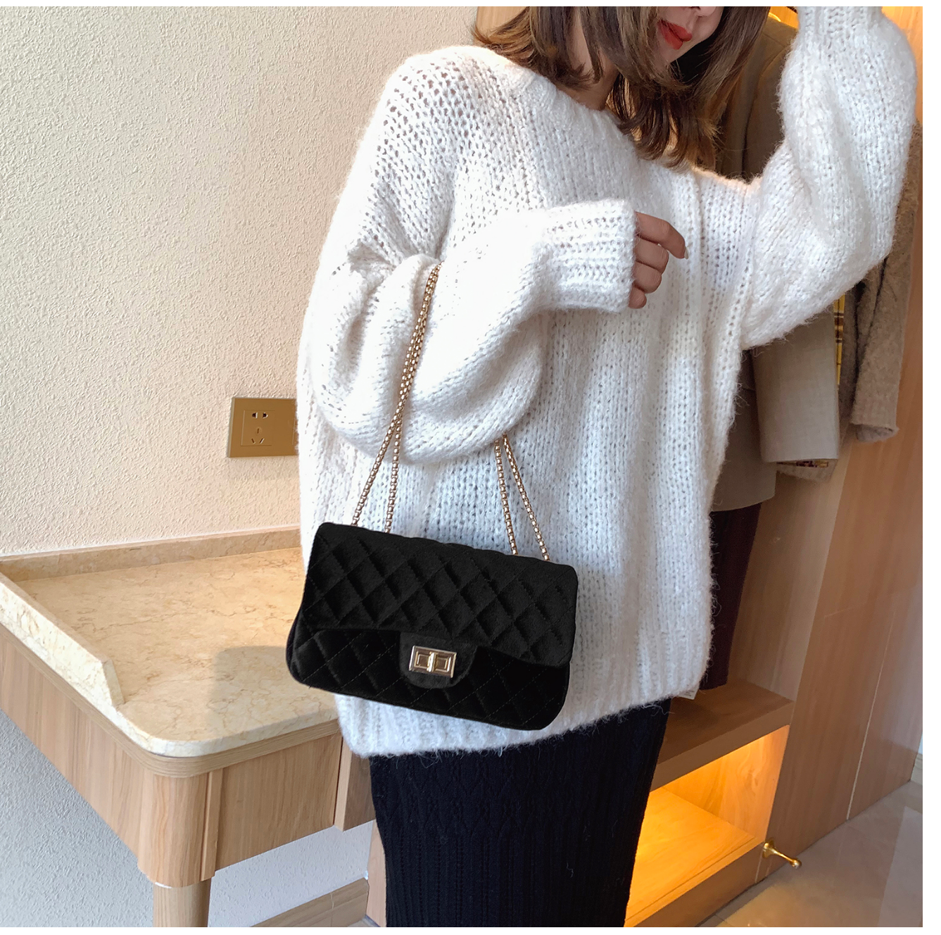 Diamond Lattice Small Square Bag Luxury Trendy Chain Crossbody Bags Soft Velvet Shoulder Handbags Women Bolsa de Hombro