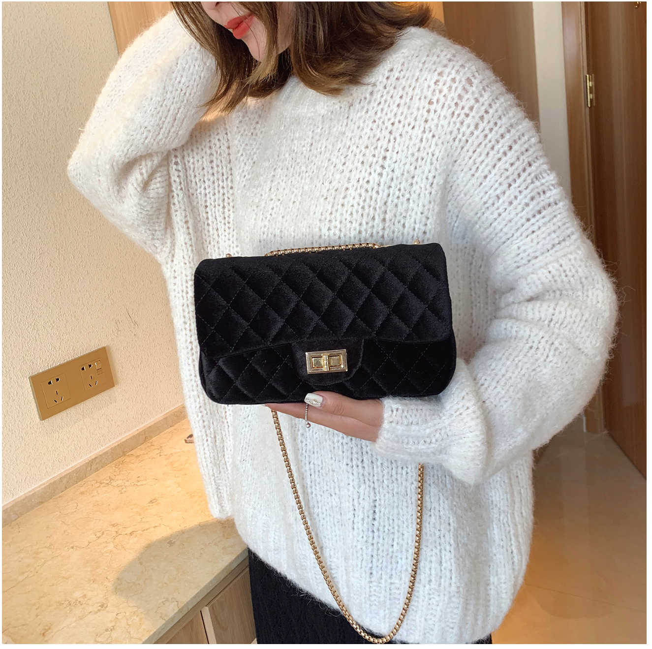 Diamond Lattice Small Square Bag Luxury Trendy Chain Crossbody Bags Soft Velvet Shoulder Handbags Women Bolsa de Hombro