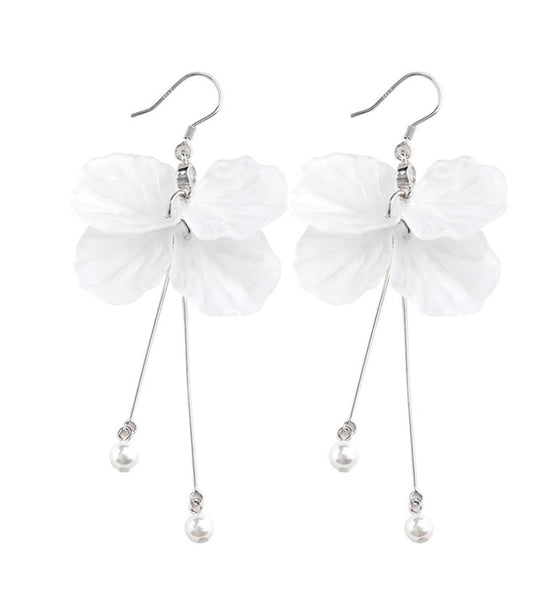 925 sliver Korean fashion and temperament white crystal flower shape tassel earrings women