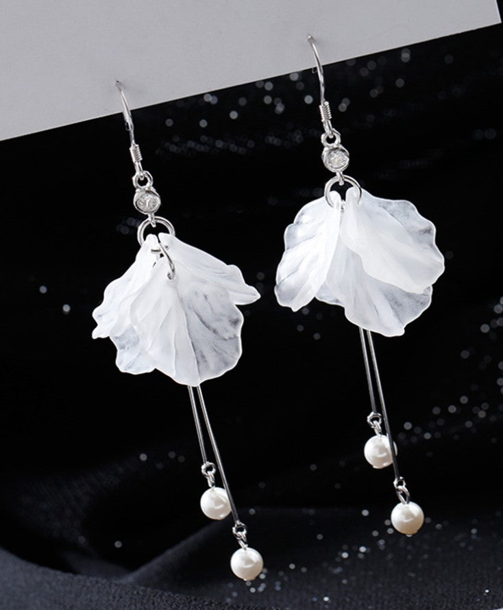 925 sliver Korean fashion and temperament white crystal flower shape tassel earrings women