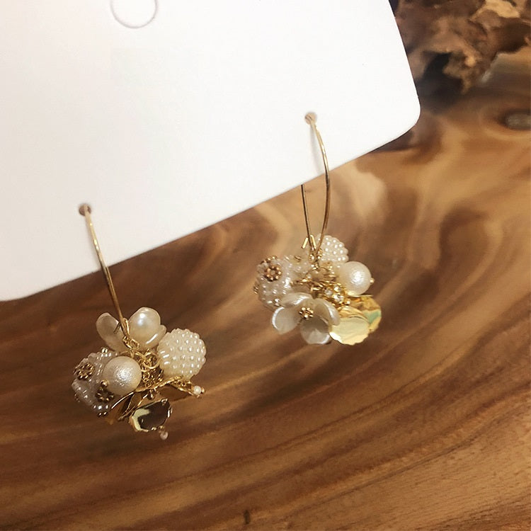 A - Gold Flower Pearl Drop Earrings French Elegant Long Tassel Pearl Dangle Earrings Jewelry