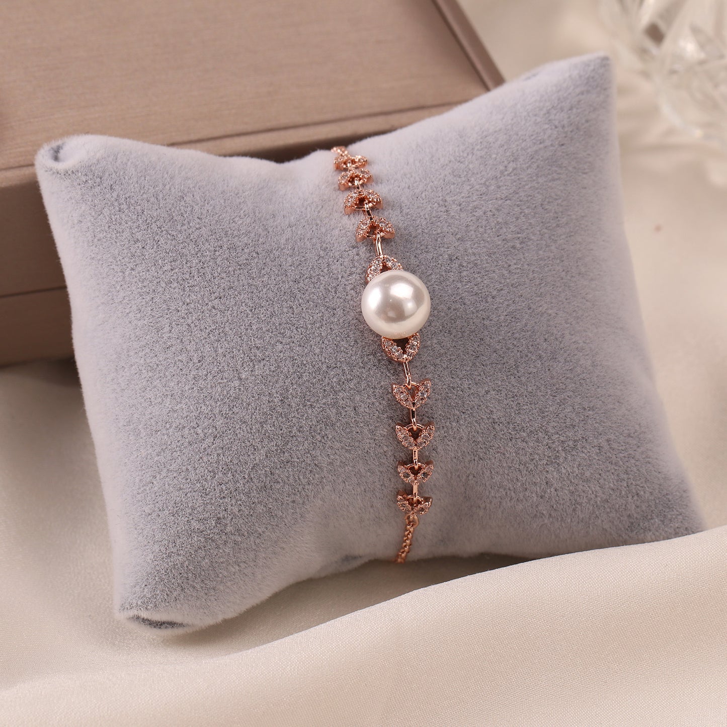 New Style Leaf Bead Copper Alloy Charm Bracelet With Freshwater Pearl Rose Gold-Plated Drawable Bracelet For Gift