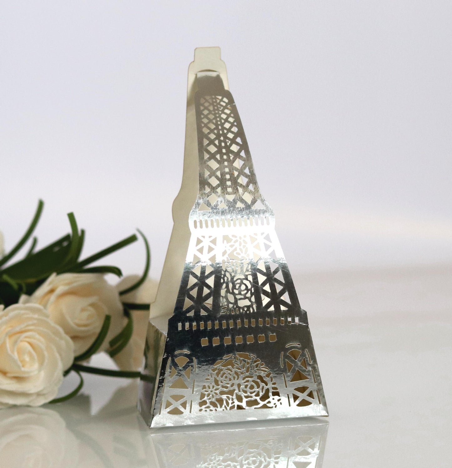 M - 20pc Eiffle Tower Party Favor Boxes Laser Cut Box Graduation Birthday Wedding Bridal Gift Favour