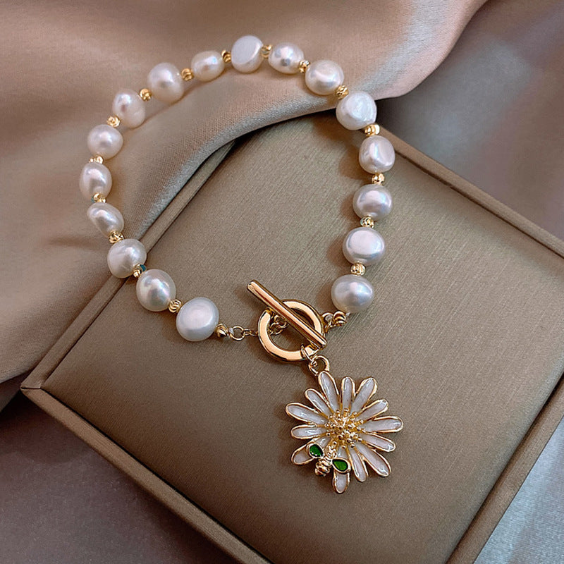 PL - Daisy Bee Charm Real Fresh Water Pearl Diamond Crystal Cubic Zirconia Gold bead Bracelet Gift