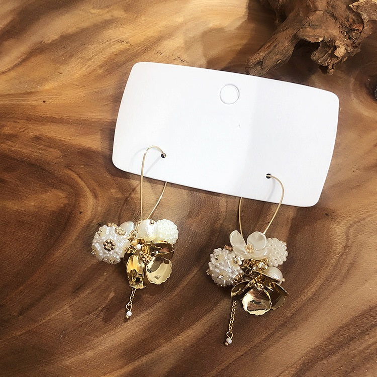 Pearl and Gold Flowers