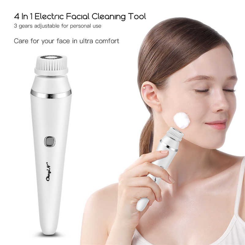 A - 4 in 1 Facial Cleansing Device Brush Set Rechargeable Spa Skin Care Exfoliator