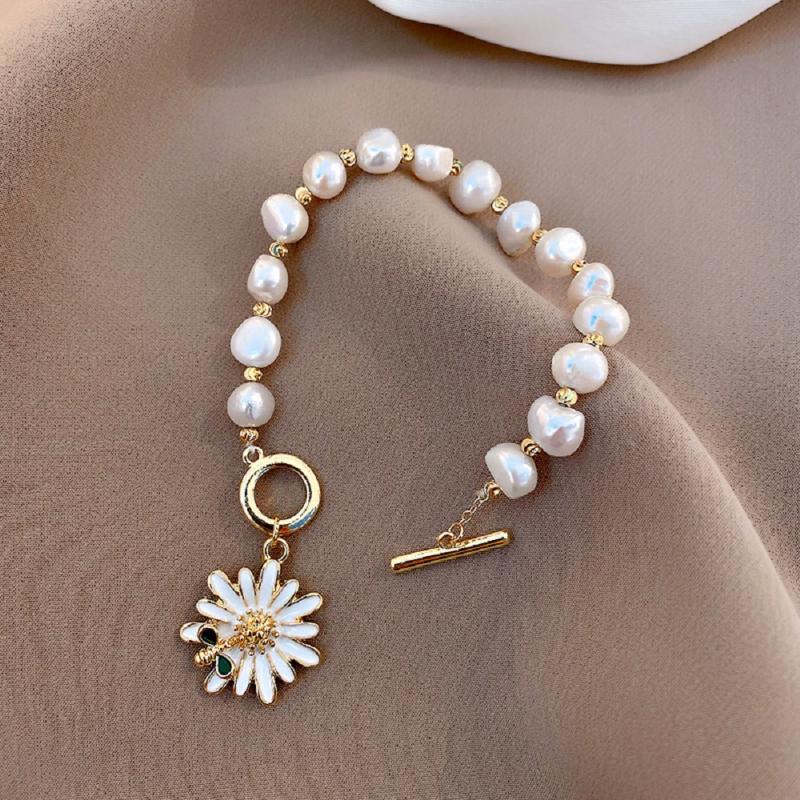 PL - Daisy Bee Charm Real Fresh Water Pearl Diamond Crystal Cubic Zirconia Gold bead Bracelet Gift